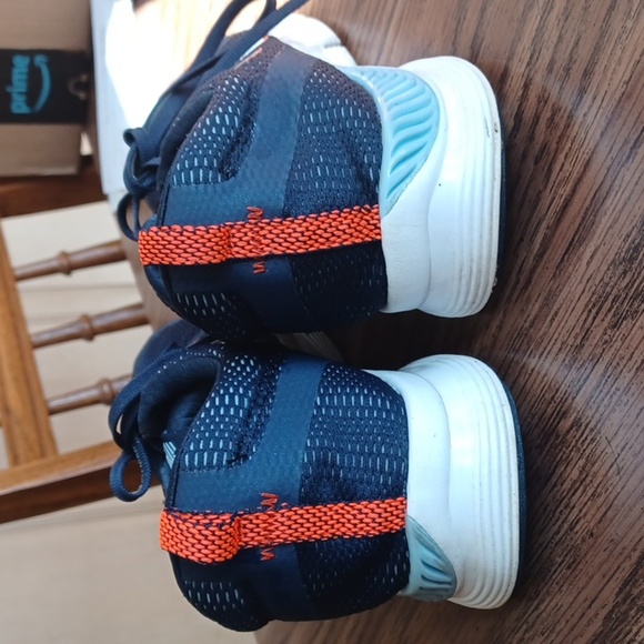 New Balance 715 Running Shoe, women's sz 8.5 - Picture 3 of 10